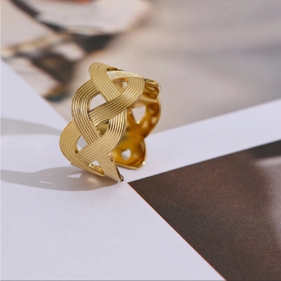 New Gold Weave Adjustable Ring - Picture 3 of 11